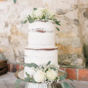 A beautiful wedding cake